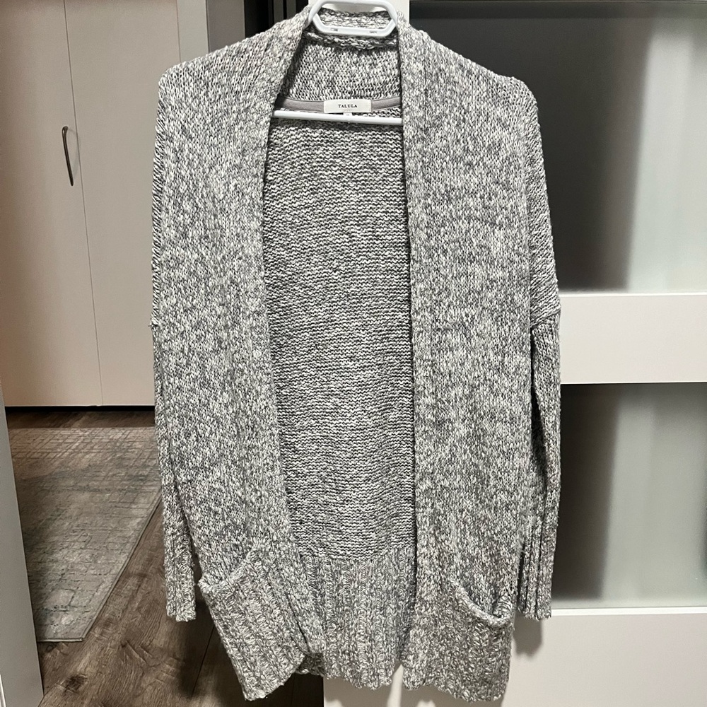 Aritzia Talula Cardigan